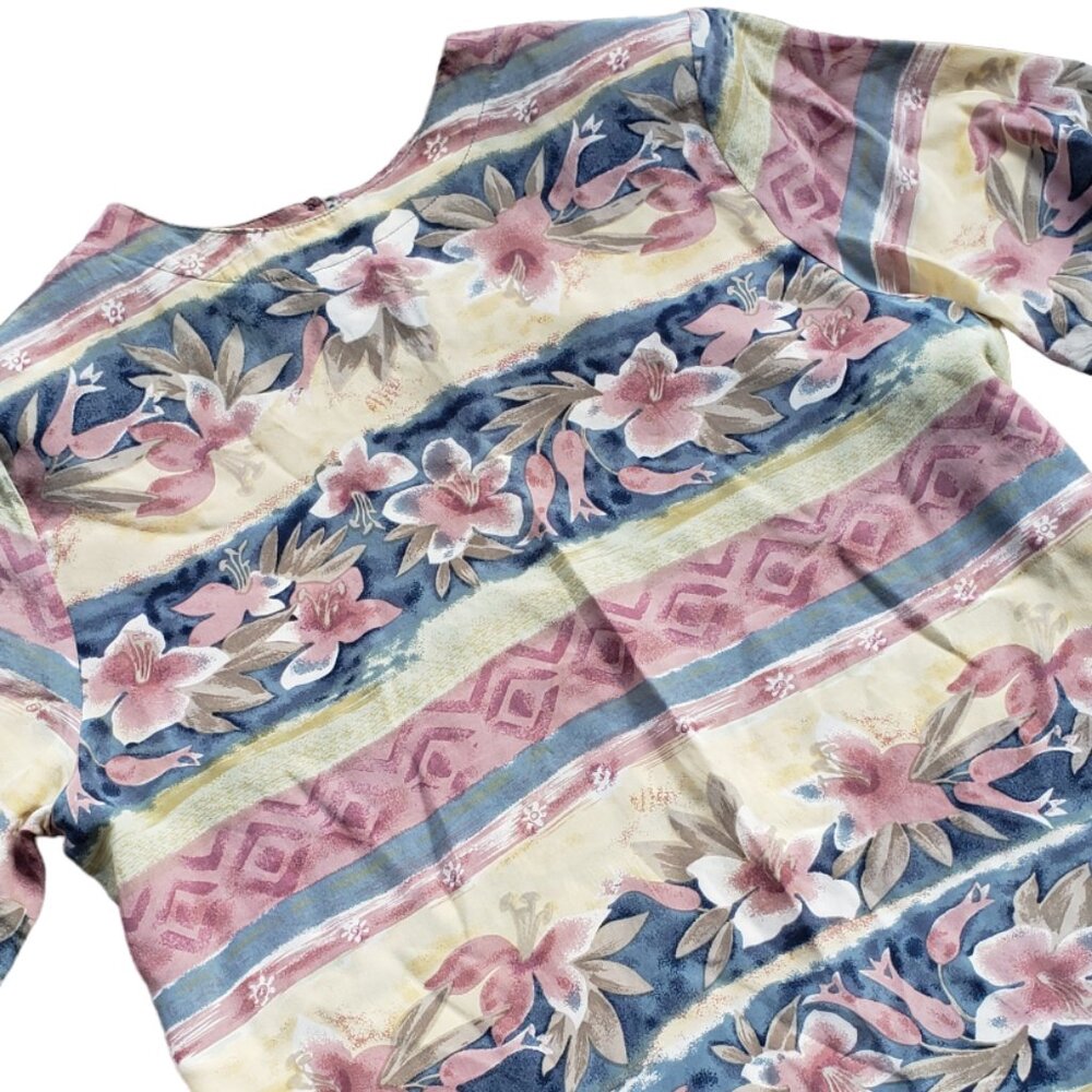 Vintage 90s 100% Silk Pastel Crop Top Blouse Women's Small